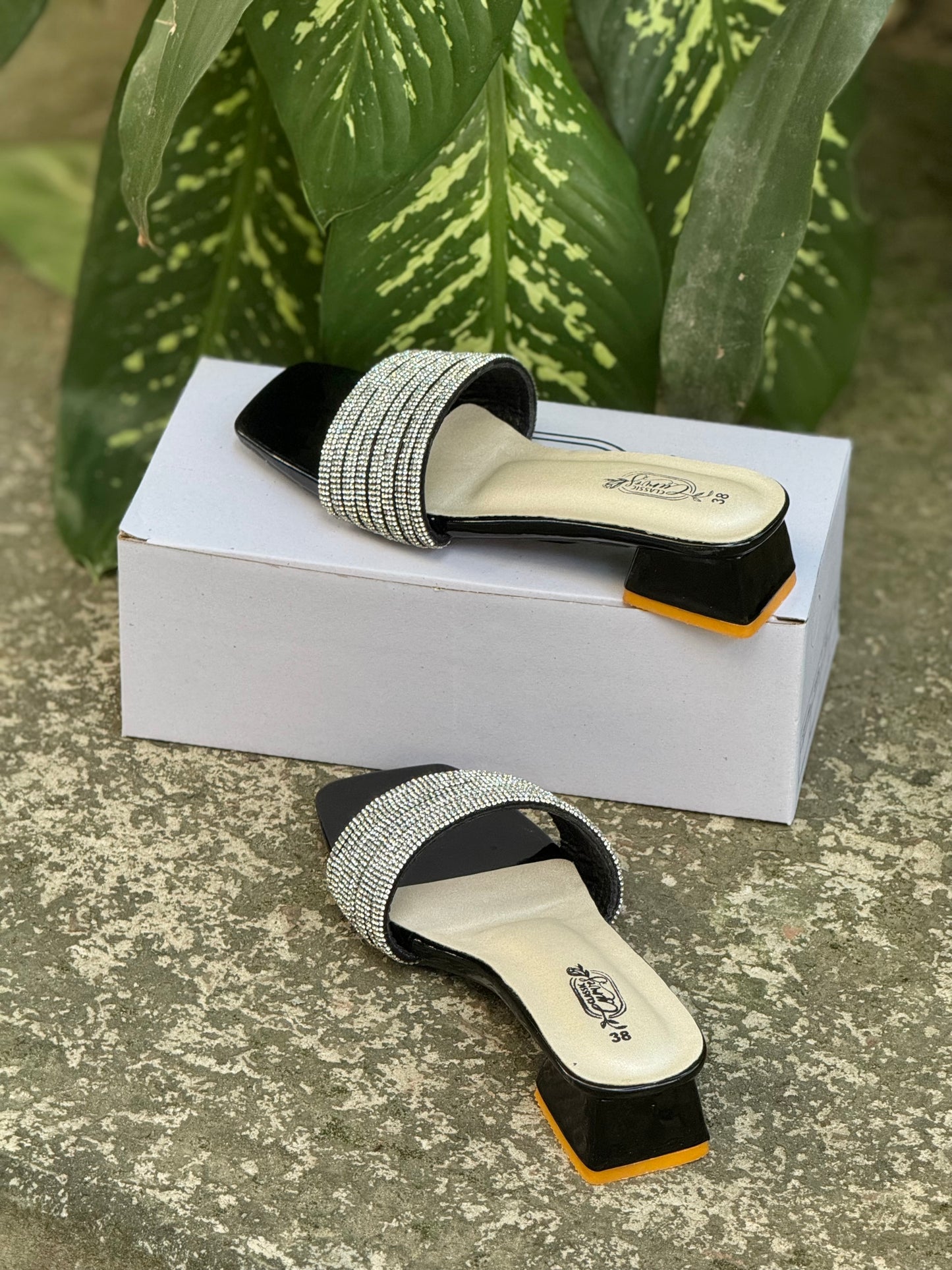 Aura 2 inch heels - Black