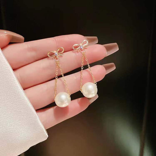 Bow Pearl Earrings